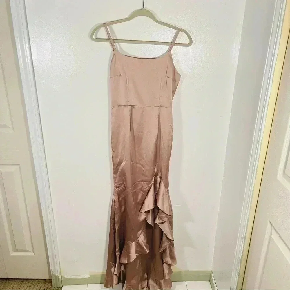 Showpo. this nwt